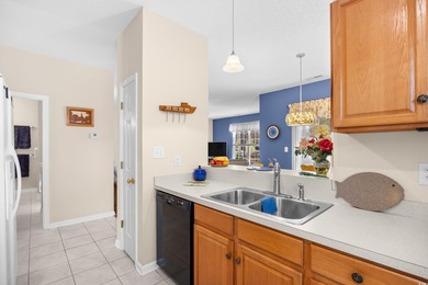 End unit Townhome-Condo in Colonial Trace ready for a new owner; on Palmetto Greens Golf and Country Club in South Carolina - for sale on GolfHomes.com, golf home, golf lot