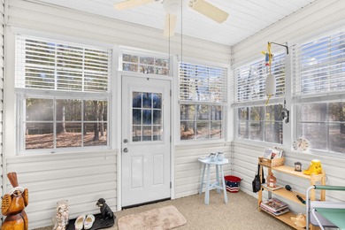 End unit Townhome-Condo in Colonial Trace ready for a new owner; on Palmetto Greens Golf and Country Club in South Carolina - for sale on GolfHomes.com, golf home, golf lot