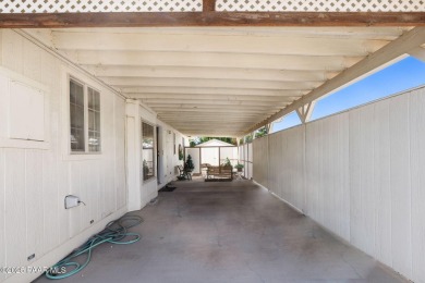 CHARMING 2 BEDROOM 2 BATH HOME ,OFFICE, FORMAL DINING ROOM on Quail Wood Greens Golf Course in Arizona - for sale on GolfHomes.com, golf home, golf lot