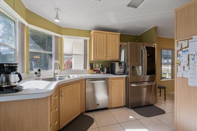 *Savanna Club 55+ Community, Active & dynamic.* Don't miss this on Savanna Golf Club in Florida - for sale on GolfHomes.com, golf home, golf lot