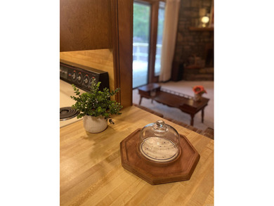 This late 70's built home is so WELL PRESERVED, you'll feel like on DeSoto Golf Course in Arkansas - for sale on GolfHomes.com, golf home, golf lot