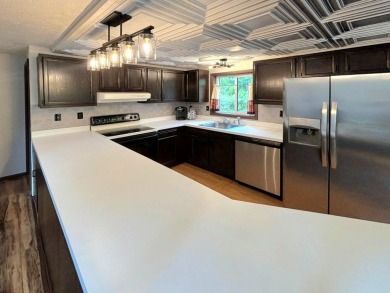 OPEN FLOOR PLAN in THE PRESTIGIOUS POCONO FARMS COUNTRY CLUB on Pocono Farms Country Club in Pennsylvania - for sale on GolfHomes.com, golf home, golf lot