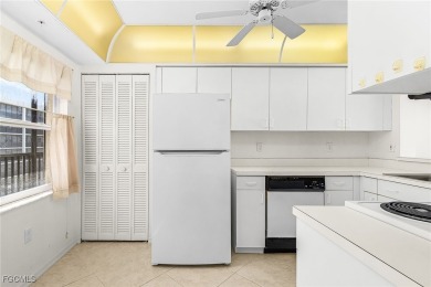 Great investment opportunity at Hibiscus Pointe! This 2bed/2bath on Fort Myers Beach and Golf Club in Florida - for sale on GolfHomes.com, golf home, golf lot