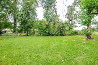 Love a golf-course backdrop? This 4BR/3BA Timber Trails home on The Golf Club At Timber Trails in Louisiana - for sale on GolfHomes.com, golf home, golf lot