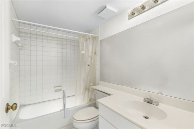 Great investment opportunity at Hibiscus Pointe! This 2bed/2bath on Fort Myers Beach and Golf Club in Florida - for sale on GolfHomes.com, golf home, golf lot