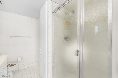 Great investment opportunity at Hibiscus Pointe! This 2bed/2bath on Fort Myers Beach and Golf Club in Florida - for sale on GolfHomes.com, golf home, golf lot