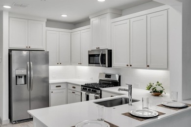 Welcome home to this beautifully designed, modern open-concept on Iron Horse Golf Course in Texas - for sale on GolfHomes.com, golf home, golf lot