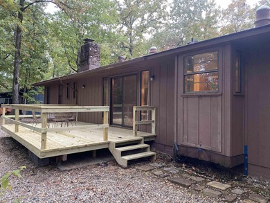 This late 70's built home is so WELL PRESERVED, you'll feel like on DeSoto Golf Course in Arkansas - for sale on GolfHomes.com, golf home, golf lot