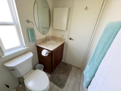 Beautifully maintained open-concept 2-bd/2-ba home is situated on Del Tura Golf and Country Club in Florida - for sale on GolfHomes.com, golf home, golf lot