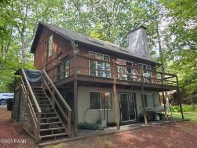 LAKEFRONT CONTEMPORARY!  Well maintained, original owner home on Forest Lake Club in Pennsylvania - for sale on GolfHomes.com, golf home, golf lot
