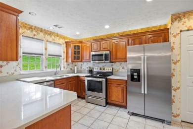 Welcome to 6102 Caledonia Ct. in the Villas of Woodcreek! This on Hickory Heights Golf Club in Pennsylvania - for sale on GolfHomes.com, golf home, golf lot