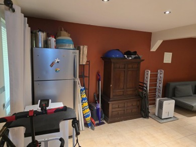 This 4 bedroom, 2 bath split level home sits in an amenity on Pocono Farms Country Club in Pennsylvania - for sale on GolfHomes.com, golf home, golf lot