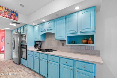 Welcome to 9756 Deer Run-a bright, beachy condo in the heart of on Sawgrass Country Club  in Florida - for sale on GolfHomes.com, golf home, golf lot