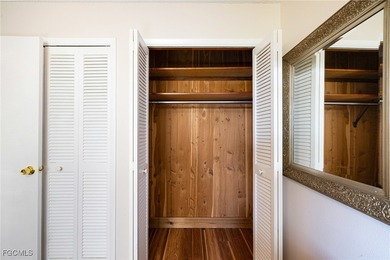 Updated Kitchen and Bath! Kitchen has High-end New Quartz on Seven Lakes Golf and Tennis Community in Florida - for sale on GolfHomes.com, golf home, golf lot