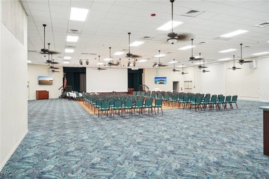 Updated Kitchen and Bath! Kitchen has High-end New Quartz on Seven Lakes Golf and Tennis Community in Florida - for sale on GolfHomes.com, golf home, golf lot