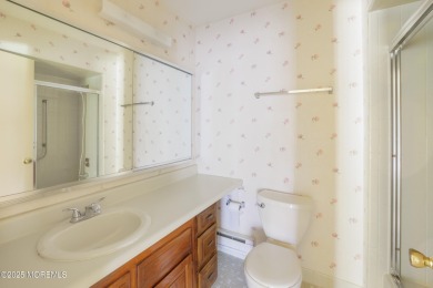 Ground level living in 55+ Covered Bridge II with two bedrooms on Pine Brook Golf Course in New Jersey - for sale on GolfHomes.com, golf home, golf lot