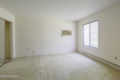 Ground level living in 55+ Covered Bridge II with two bedrooms on Pine Brook Golf Course in New Jersey - for sale on GolfHomes.com, golf home, golf lot