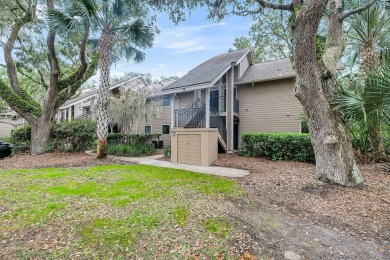 This beautifully renovated 2BR, 2BA High Hammock is a tastefully on The Seabrook Island Club in South Carolina - for sale on GolfHomes.com, golf home, golf lot