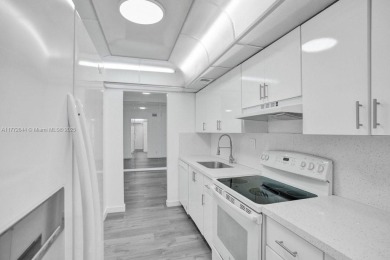 INVESTOR OPPORTUNITY !! Unit Currently occupied by Excellent and on Inverrary Country Club in Florida - for sale on GolfHomes.com, golf home, golf lot