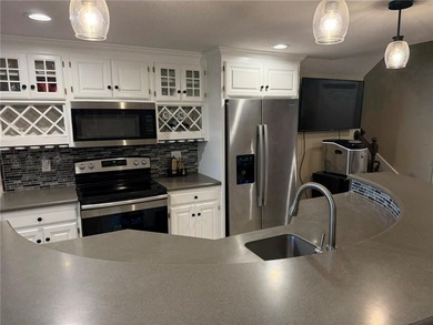 Welcome to The Estates of Ironhorse, one of Leawood's most on Ironhorse Golf Club in Kansas - for sale on GolfHomes.com, golf home, golf lot