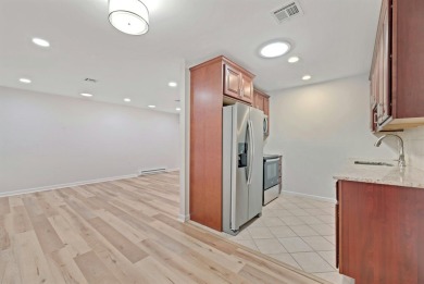 Beautifully updated Greenbriar Model in 55+ Leisure Village on Leisure Village Golf Course in New York - for sale on GolfHomes.com, golf home, golf lot