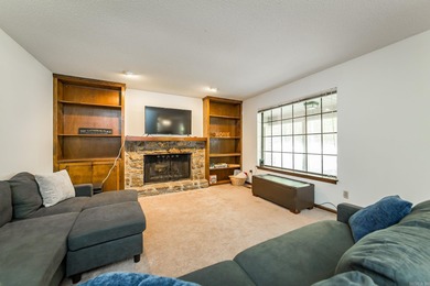 This home is rented and can't be shown until mid november.  This on Mountain Ranch Golf Club in Arkansas - for sale on GolfHomes.com, golf home, golf lot