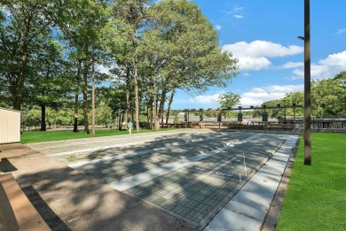 Beautifully updated Greenbriar Model in 55+ Leisure Village on Leisure Village Golf Course in New York - for sale on GolfHomes.com, golf home, golf lot