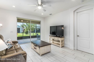 Effortless living in sought-after Loren Cove! This 3BD/2BA villa on Duran Golf Course in Florida - for sale on GolfHomes.com, golf home, golf lot