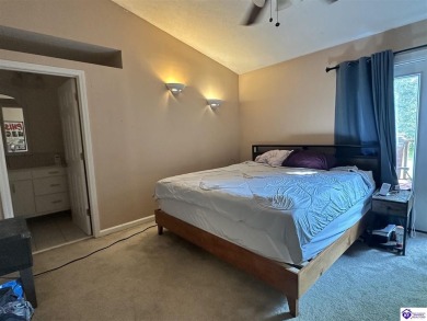 This very well-maintained, and tastefully redone condo is on Doe Valley Country Club in Kentucky - for sale on GolfHomes.com, golf home, golf lot