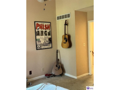 This very well-maintained, and tastefully redone condo is on Doe Valley Country Club in Kentucky - for sale on GolfHomes.com, golf home, golf lot