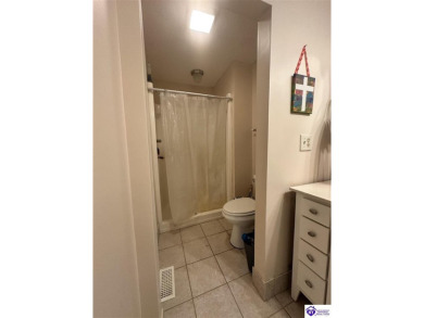 This very well-maintained, and tastefully redone condo is on Doe Valley Country Club in Kentucky - for sale on GolfHomes.com, golf home, golf lot
