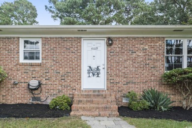 Fall in love with this updated 3 bedroom, 2 bathroom ranch home on Eagle Nest Golf Club in South Carolina - for sale on GolfHomes.com, golf home, golf lot