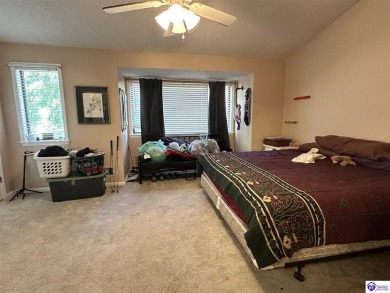 This very well-maintained, and tastefully redone condo is on Doe Valley Country Club in Kentucky - for sale on GolfHomes.com, golf home, golf lot