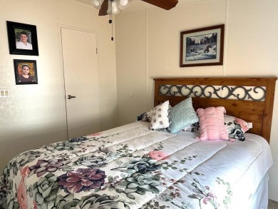 THIS 2-BEDROOM, 2-BATHROOM HOME HAS BEEN BEAUTIFULLY UPDATED AND on Anglers Green Golf Course in Florida - for sale on GolfHomes.com, golf home, golf lot