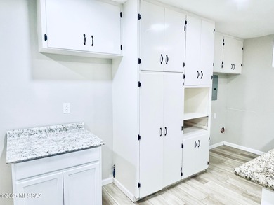 Beautiful townhouse right next to the golf course!! Come see on Mt. Graham Municipal Golf Course in Arizona - for sale on GolfHomes.com, golf home, golf lot