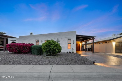NE Mesa, 55+ Apache Wells Golf Community.  2236 Middlecoff an on Apache Wells Country Club in Arizona - for sale on GolfHomes.com, golf home, golf lot