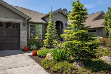If you are looking for the perfect home look no further! Nestled on Rivers Edge Golf Resort in Oregon - for sale on GolfHomes.com, golf home, golf lot