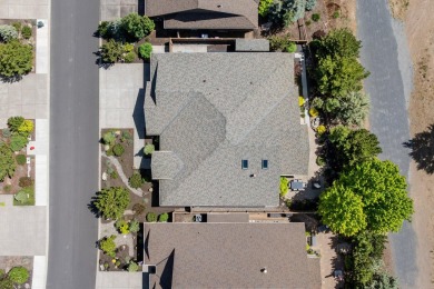 If you are looking for the perfect home look no further! Nestled on Rivers Edge Golf Resort in Oregon - for sale on GolfHomes.com, golf home, golf lot