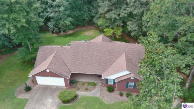 Don't miss the opportunity to own this stunning home in the on Doe Valley Country Club in Kentucky - for sale on GolfHomes.com, golf home, golf lot