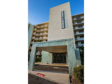 ***NEW PRICE+$8,000 SELLER CREDIT!***Experience the most on The Dunedin Country Club in Florida - for sale on GolfHomes.com, golf home, golf lot