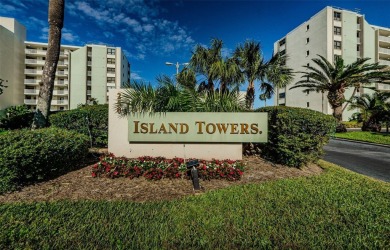 ***NEW PRICE+$8,000 SELLER CREDIT!***Experience the most on The Dunedin Country Club in Florida - for sale on GolfHomes.com, golf home, golf lot