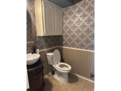Come check out this beautiful home on the newly renovated on Bentwood Country Club in Texas - for sale on GolfHomes.com, golf home, golf lot