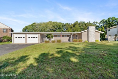 This charming 3-bedroom, 2-bathroom home is perfectly situated on Ocean County Golf Course At Atlantis in New Jersey - for sale on GolfHomes.com, golf home, golf lot