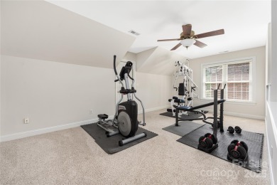 Full brick, 5 bedroom 3 bath golf course lot in Birkdale! A on Birkdale Golf Club in North Carolina - for sale on GolfHomes.com, golf home, golf lot