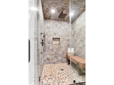PRICED WELL BELOW APPRAISAL VALUE!! Beautiful 3/2/2 plus office on Hide-A-Way Lake Golf Course in Texas - for sale on GolfHomes.com, golf home, golf lot