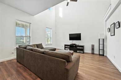 Modern  updated townhouse in the prime North Richland Hills on Iron Horse Golf Course in Texas - for sale on GolfHomes.com, golf home, golf lot