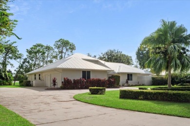 GORGEOUS MOVE-IN READY HOME WITH GOLF VIEWS! Nestled on a on  in Florida - for sale on GolfHomes.com, golf home, golf lot