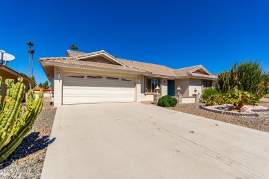 Welcome to this charming home in the 55+ Sunland Village East! on Sunland Village East Golf Course in Arizona - for sale on GolfHomes.com, golf home, golf lot