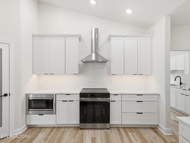 New Construction Golf Front Standalone Townhouse in Kahite a on Tellico Village -The Links At Kahite Golf Course in Tennessee - for sale on GolfHomes.com, golf home, golf lot