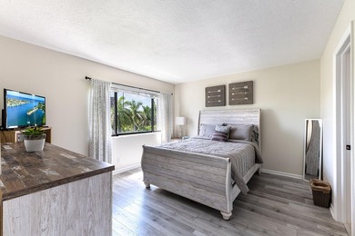 Beautiful fully furnished 2 bedroom 2 bath unit with open on The President Country Club in Florida - for sale on GolfHomes.com, golf home, golf lot